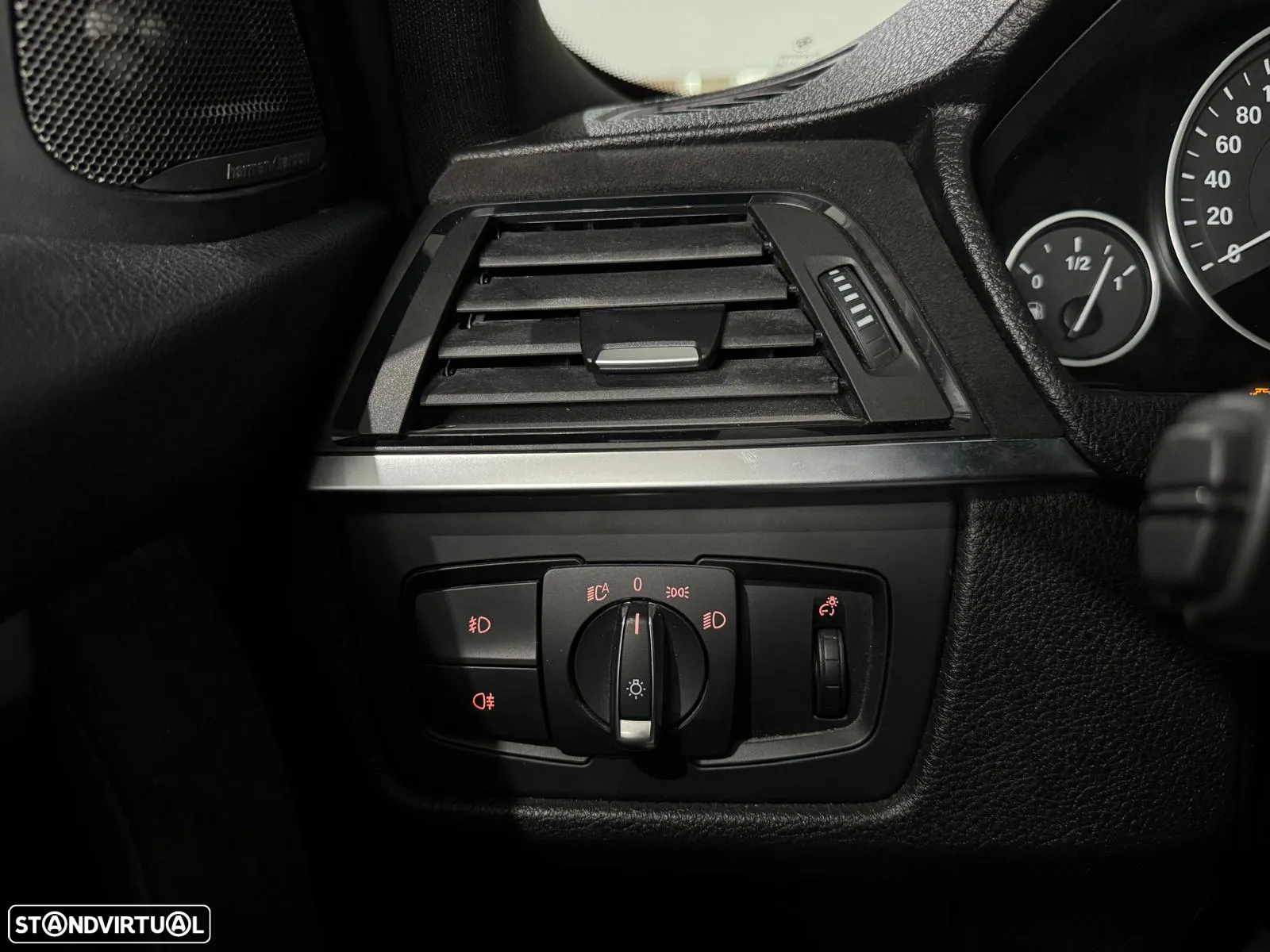 BMW 335 i Sport-Aut. - 34