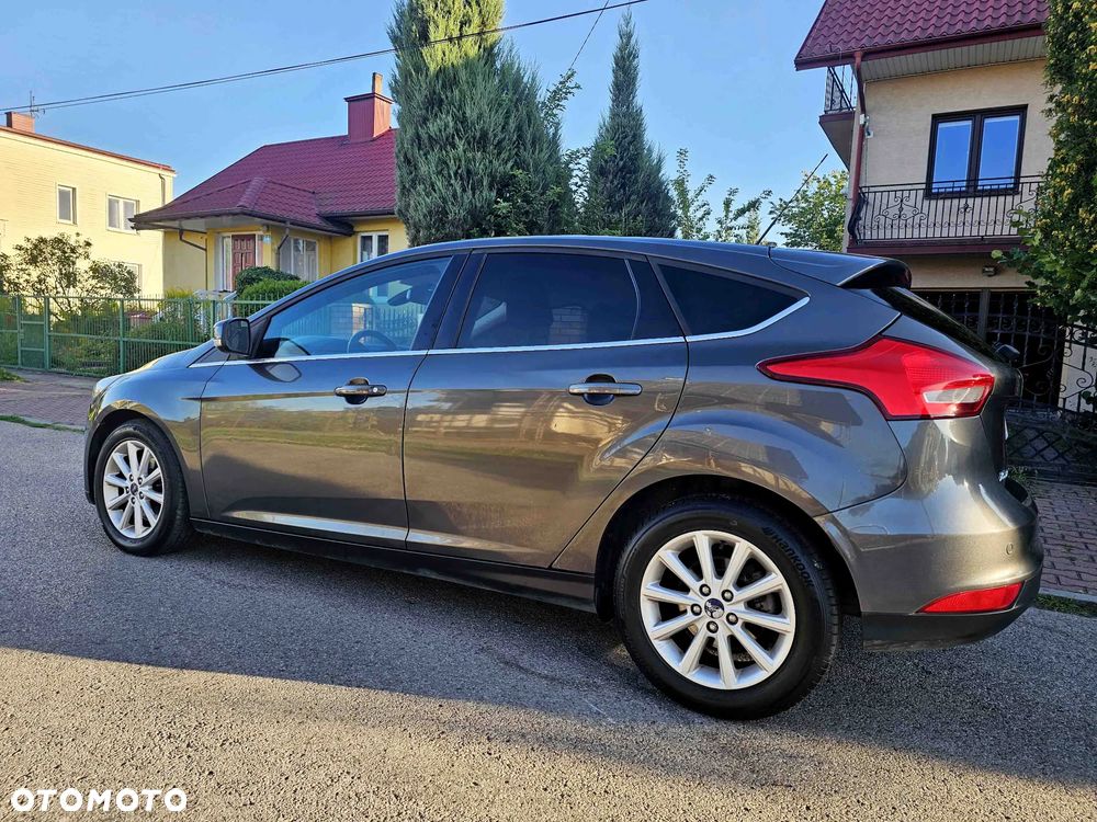 Ford Focus 2.0 TDCi Titanium ASS - 10