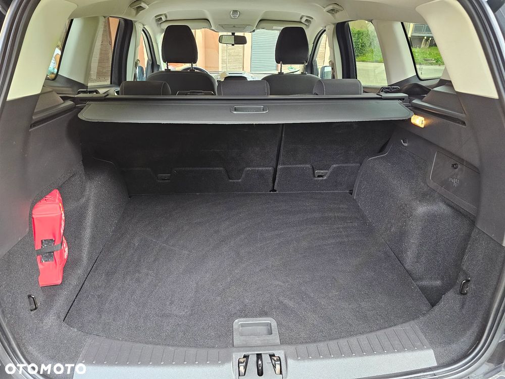 Ford Kuga - 15