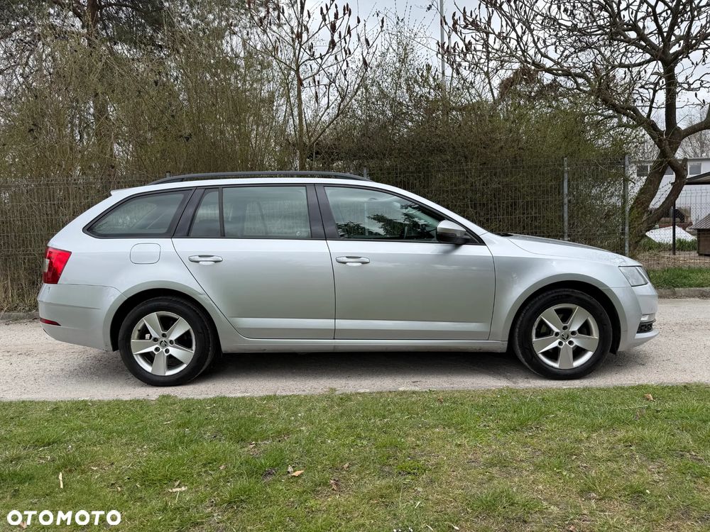 Skoda Octavia 1.6 TDI Ambition - 2