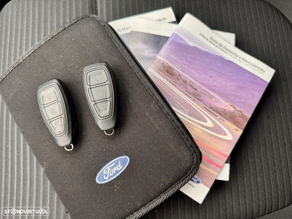 Ford Focus 1.0 EcoBoost Titanium - 30