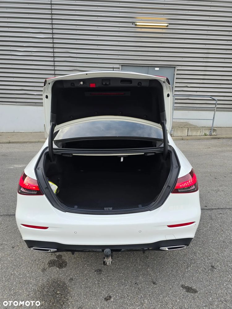 Mercedes-Benz Klasa E 220 d 9G-TRONIC AMG Line - 38