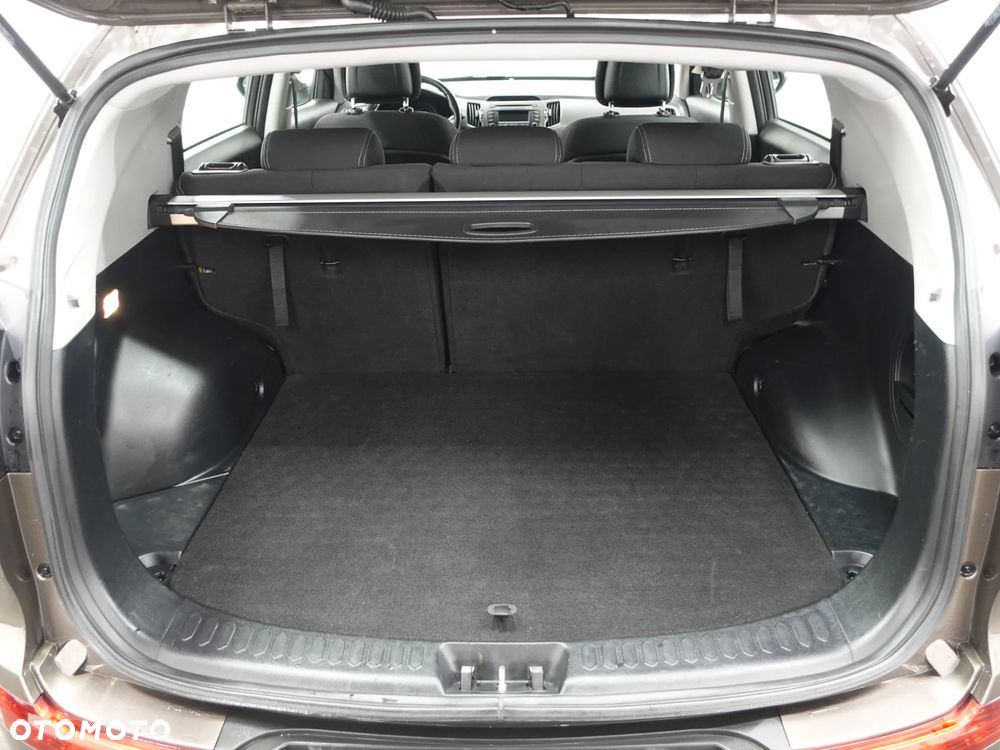 Kia Sportage 1.6 GDI L 2WD - 26