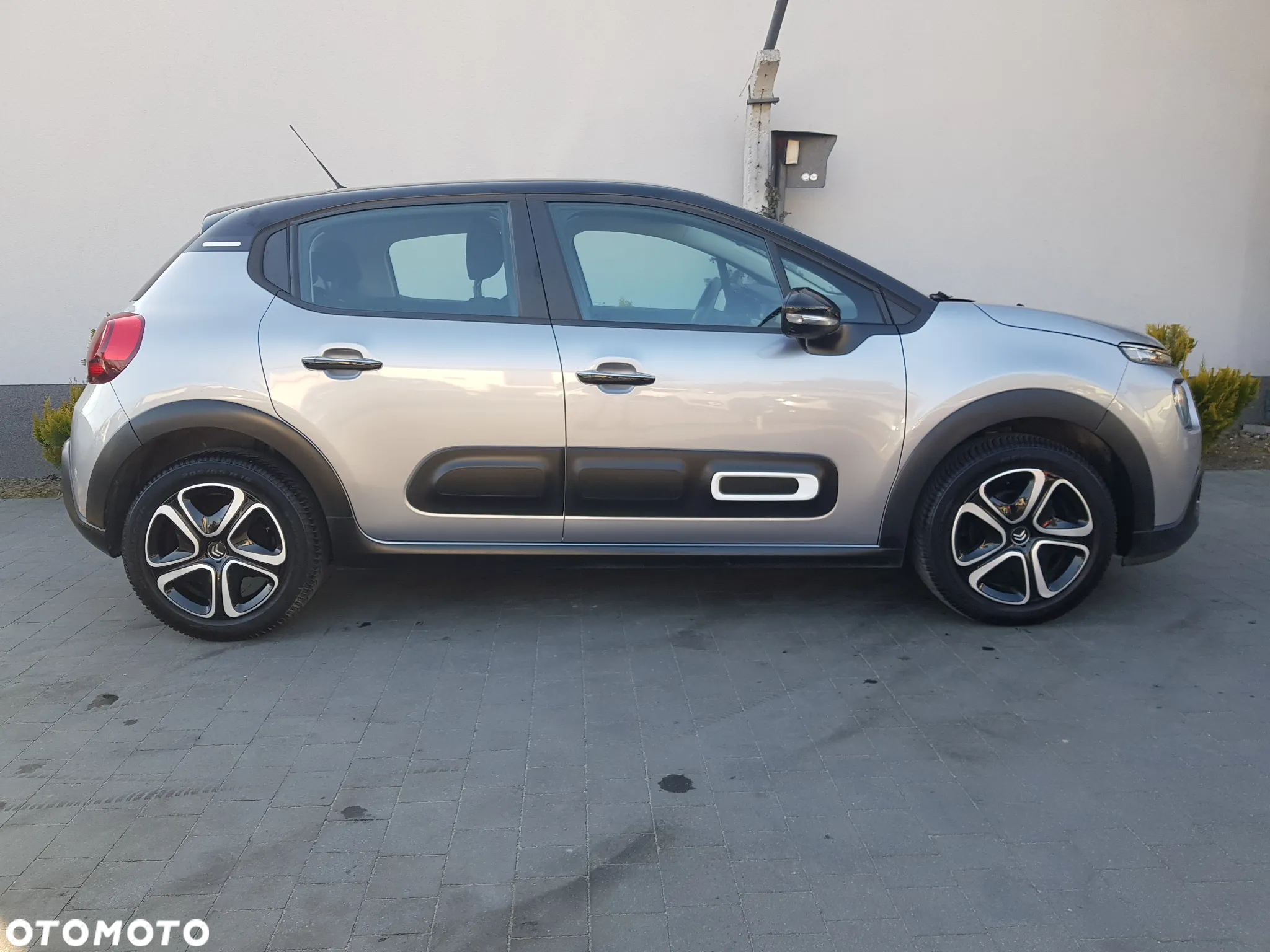 Citroën C3 1.2 PureTech Shine - 9