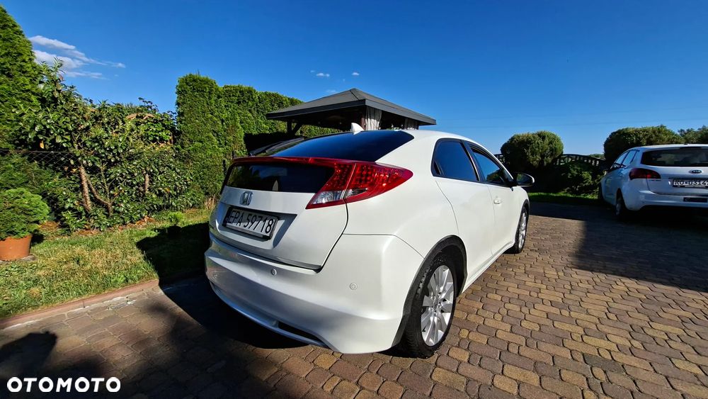 Honda Civic 1.8 i-VTEC Executive - 9