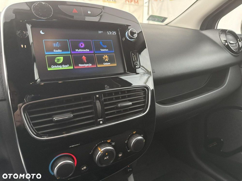 Renault Clio - 27