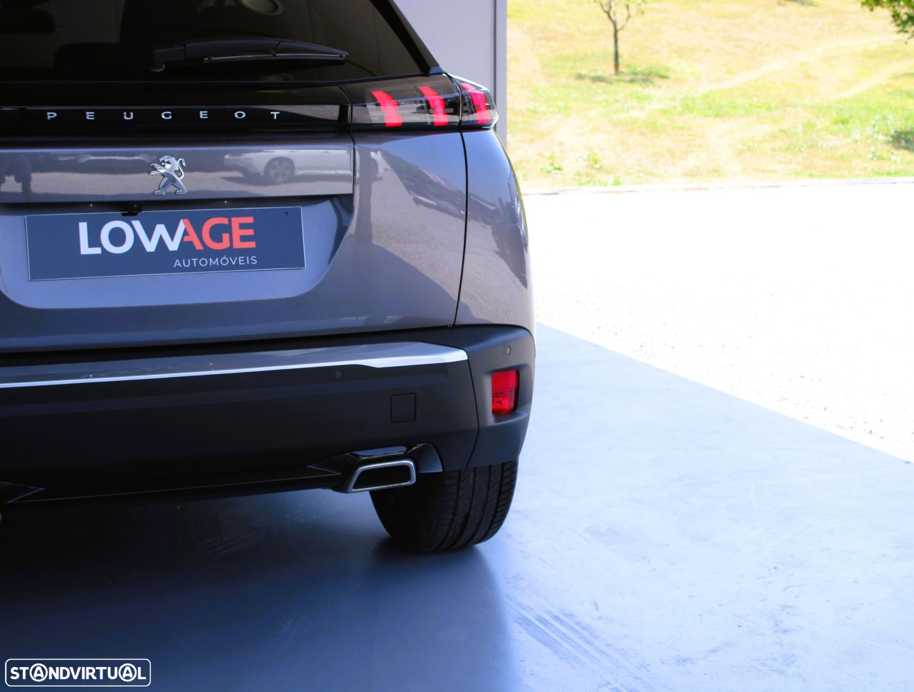 Peugeot 2008 1.2 PureTech Allure Pack EAT8 - 33