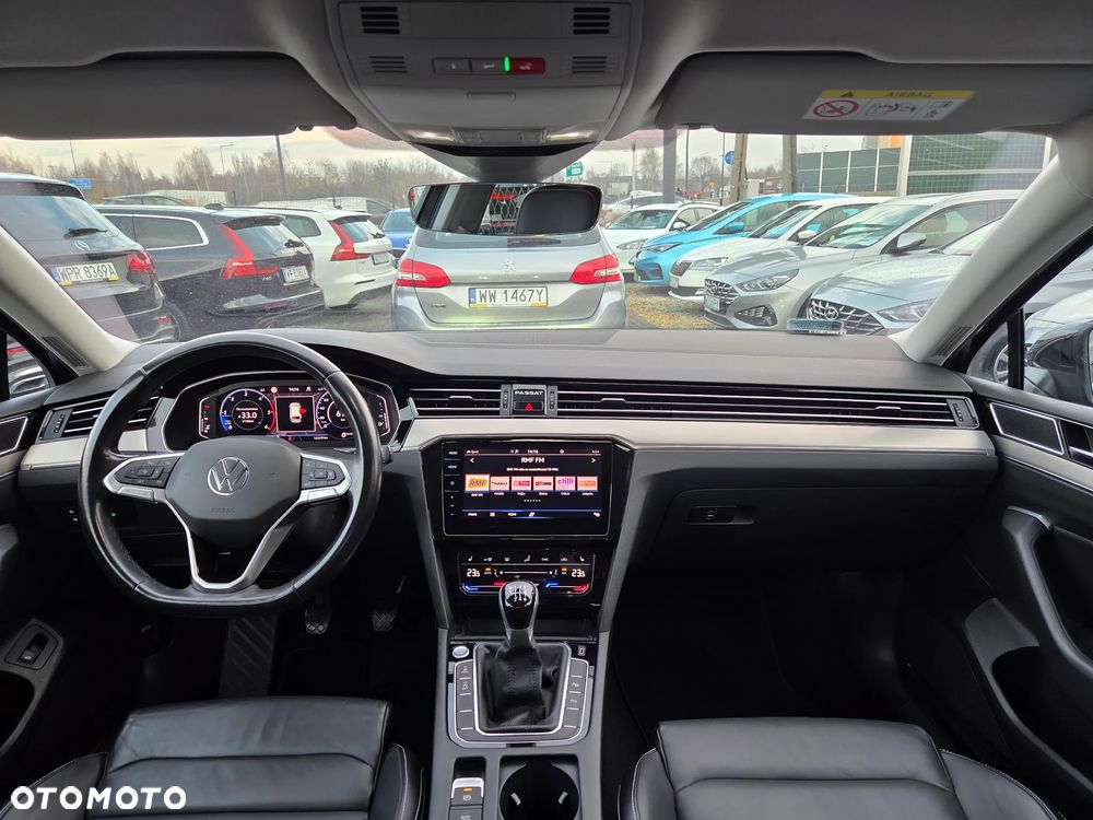 Volkswagen Passat 2.0 TDI BMT Highline - 16