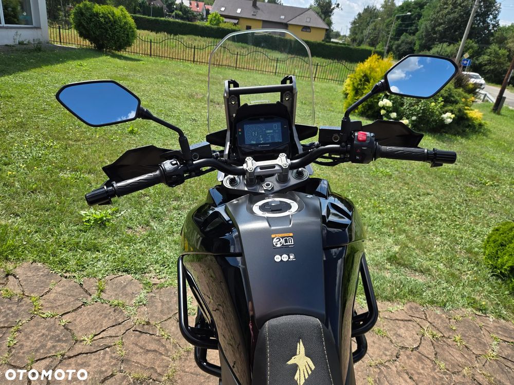 Suzuki V-STROM - 11