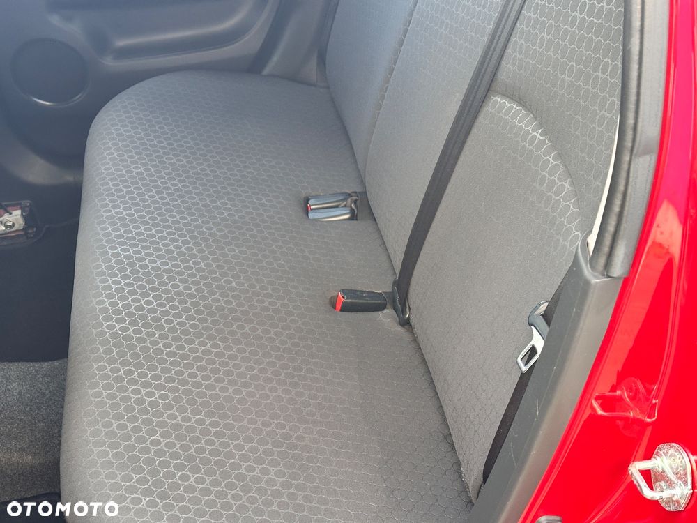 Mitsubishi Space Star - 20