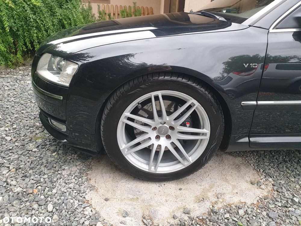 Audi A8 - 26