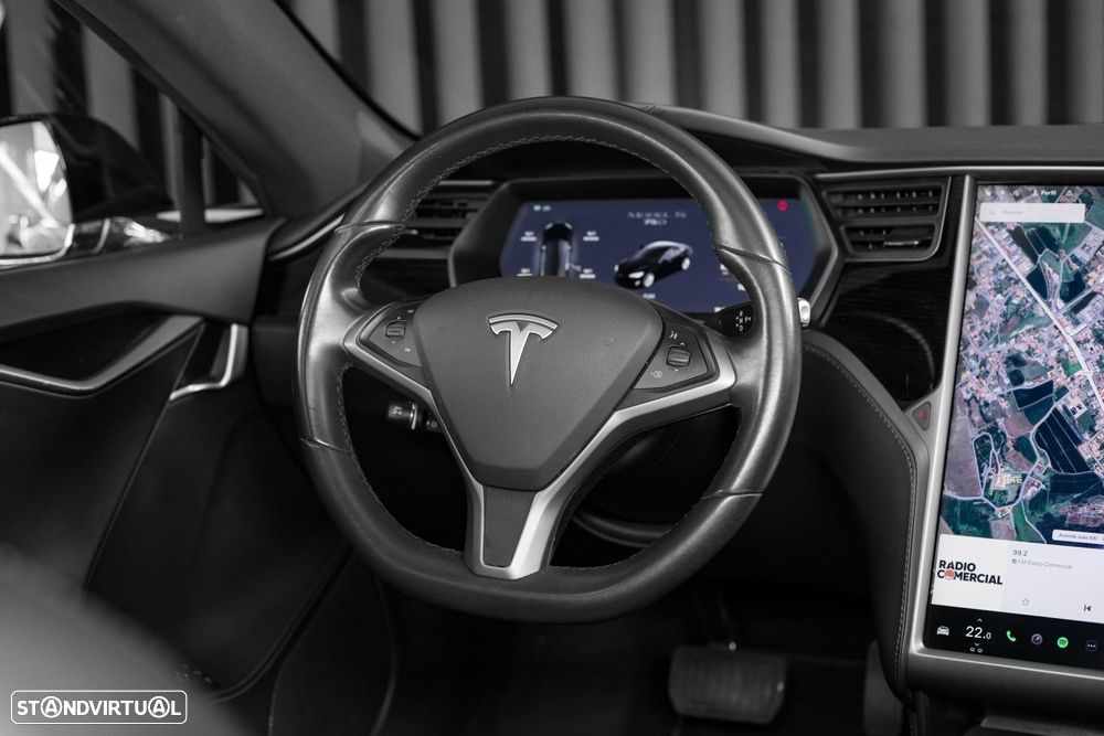 Tesla Model S 75D - 15
