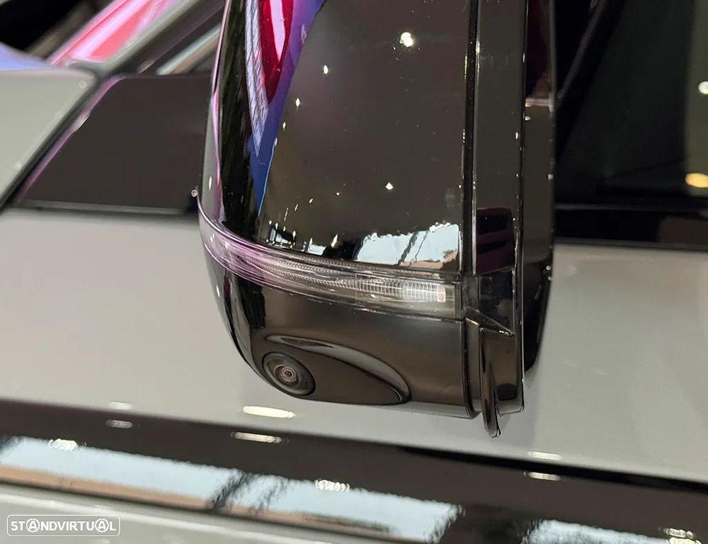 BMW XM Label Red - 20