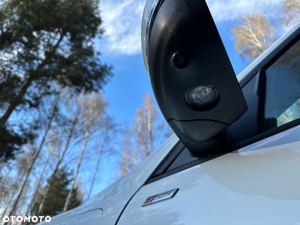 Ford Kuga 2.5P PHEV FWD ST-Line eCVT - 13