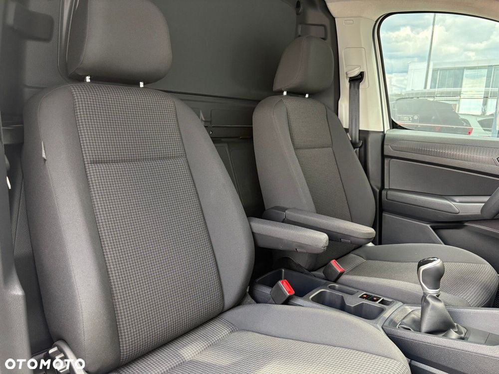 Volkswagen Caddy Maxi Cargo - 11