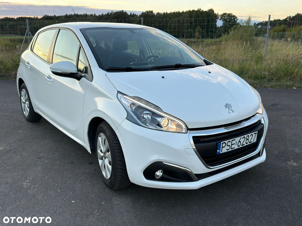Peugeot 208 - 7