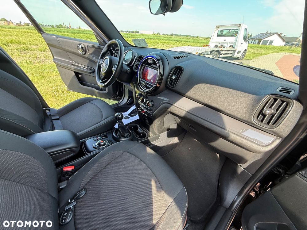 MINI Countryman One Blackyard - 22