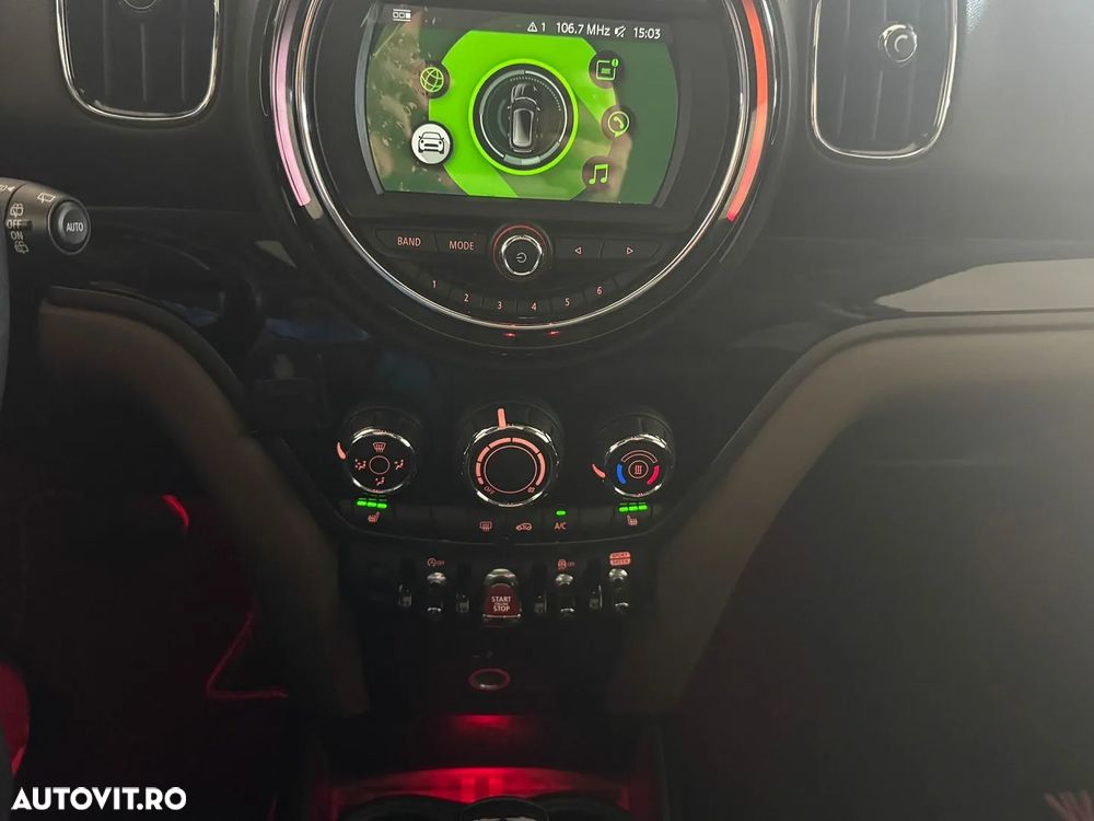 Mini Countryman - 12