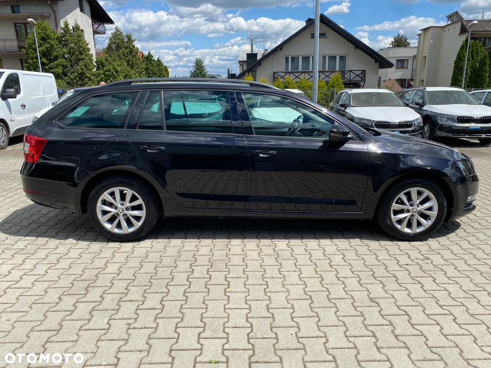 Skoda Octavia 1.5 TSI ACT Ambition - 6