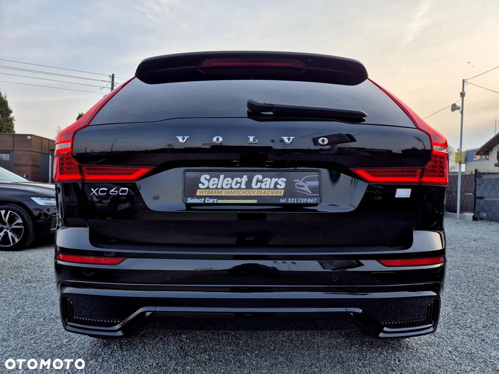 Volvo XC 60 T6 Plug-In Hybrid AWD Plus Dark - 37