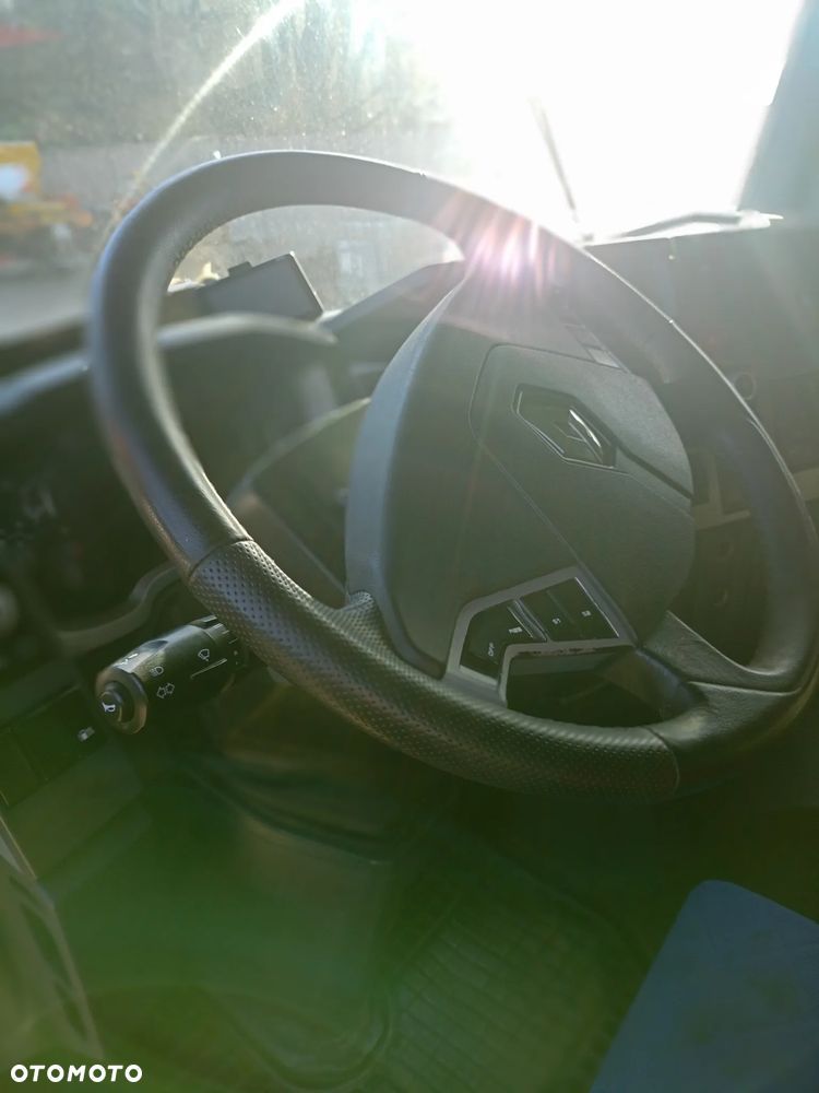 Renault T430 - 19