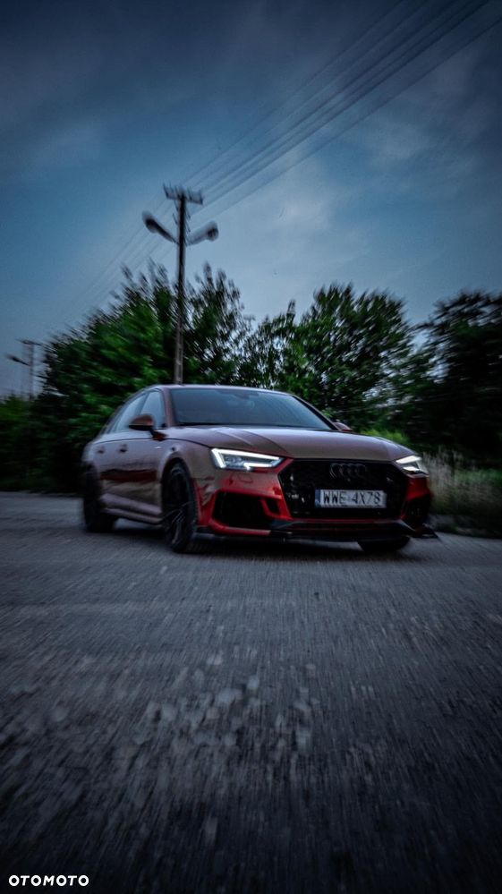 Audi A4 Limousine - 5