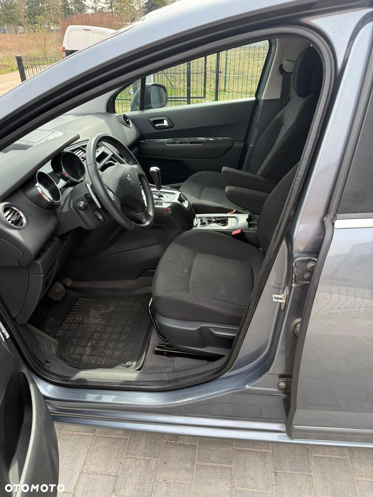 Peugeot 5008 1.6 e-HDi Active S&S 7os - 15