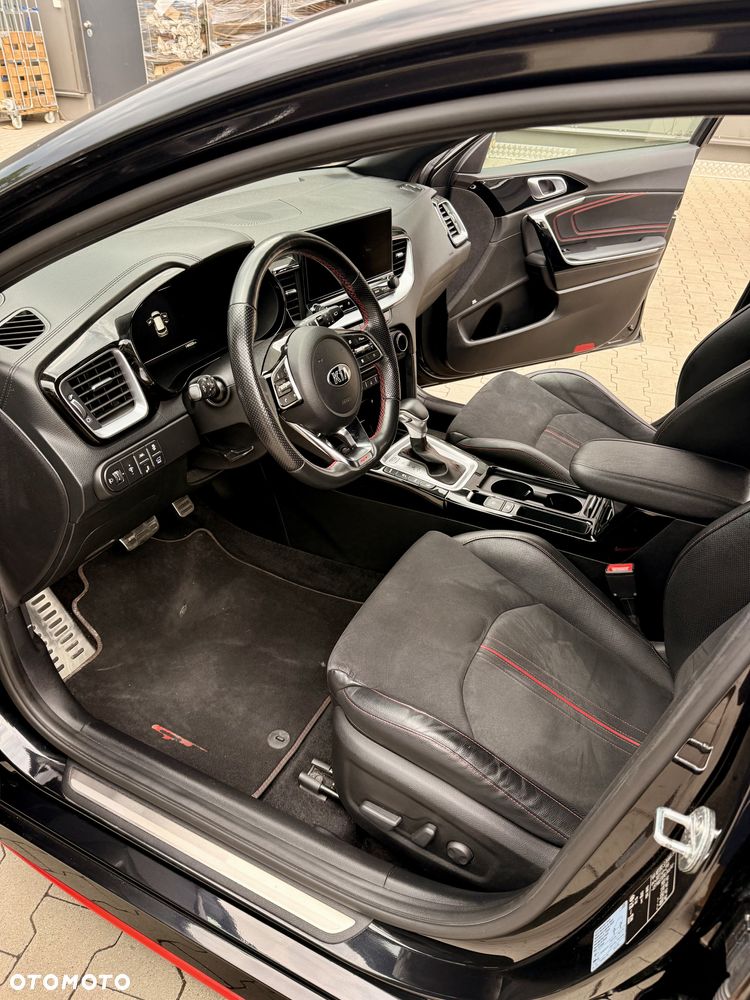 Kia ProCeed 1.6 T-GDI GT DCT - 12