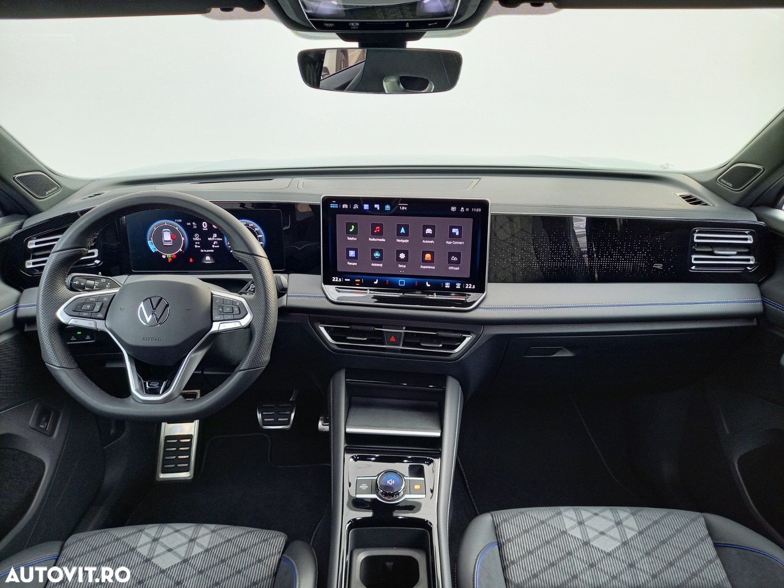 Volkswagen Tiguan 2.0 TDI DSG 4Motion R-Line - 23