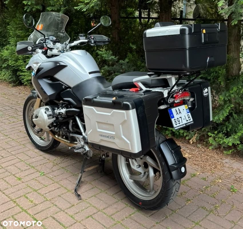 BMW R - 12