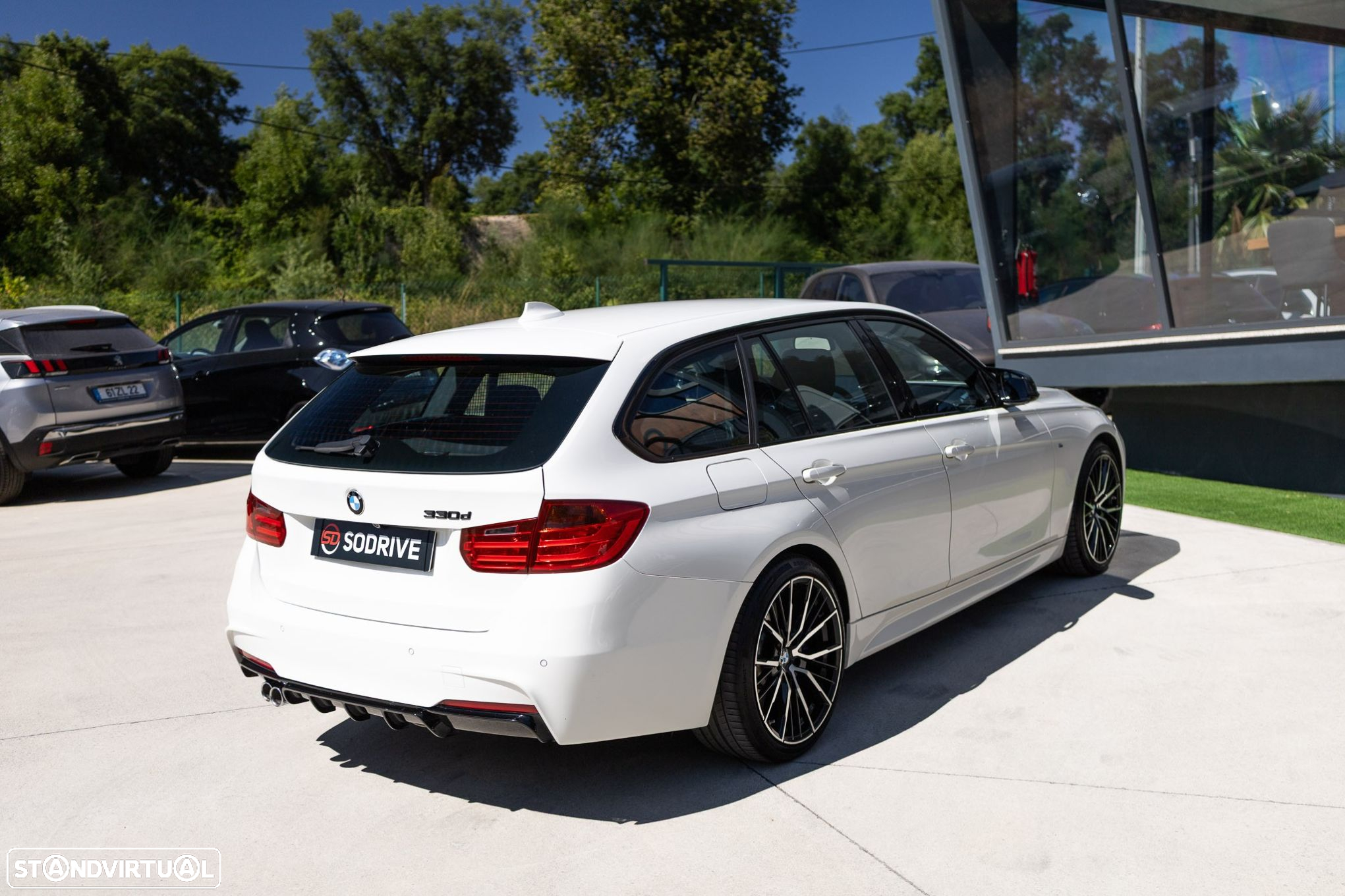 BMW 330 d Touring xDrive Pack M - 43