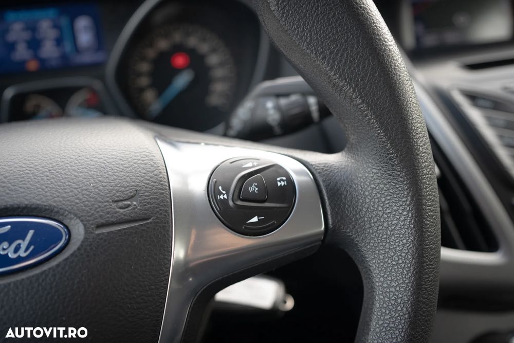 Ford Focus 1.6 TDCI DPF Champions Edition - 20