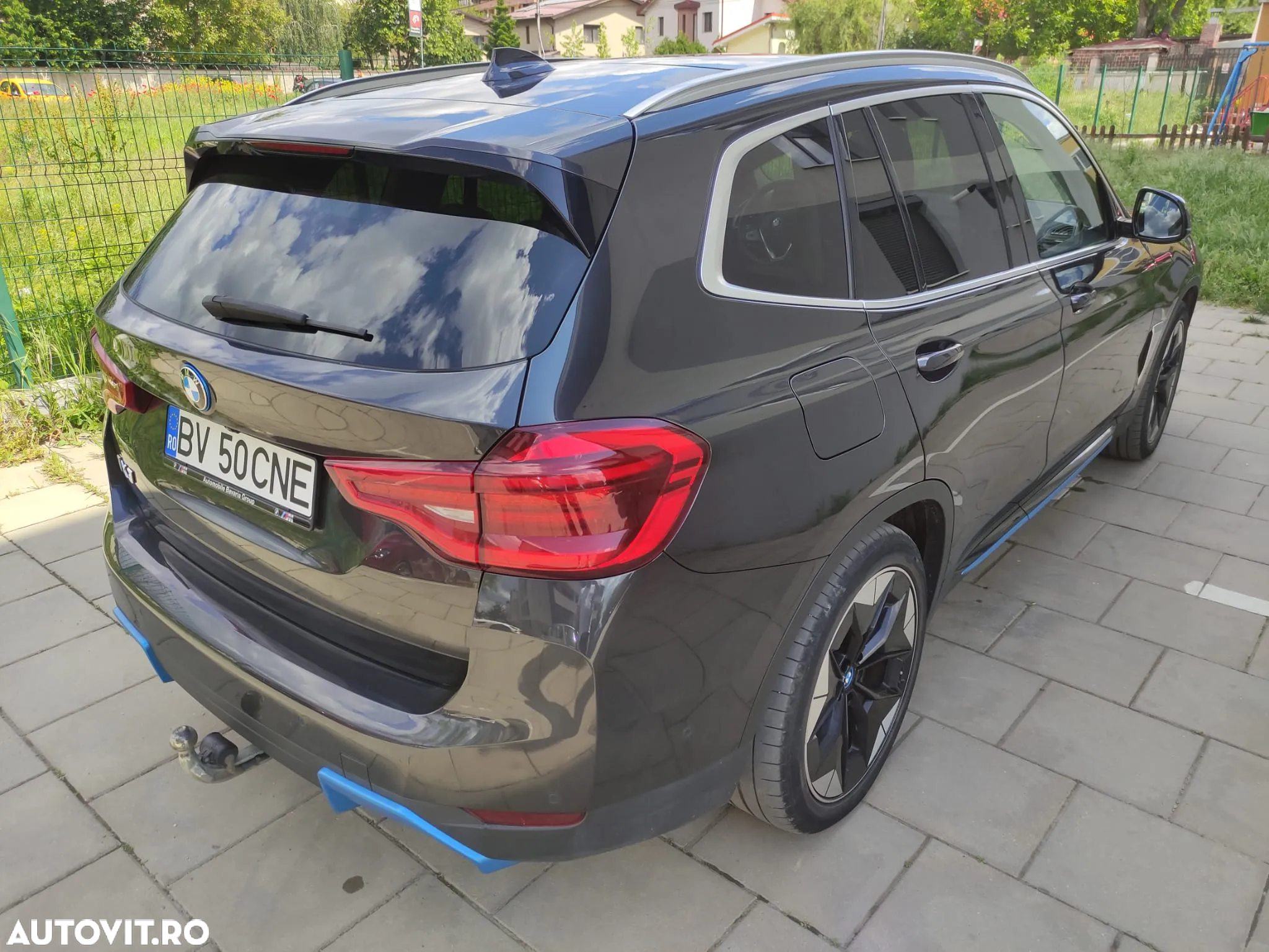 BMW iX3 Standard - 3