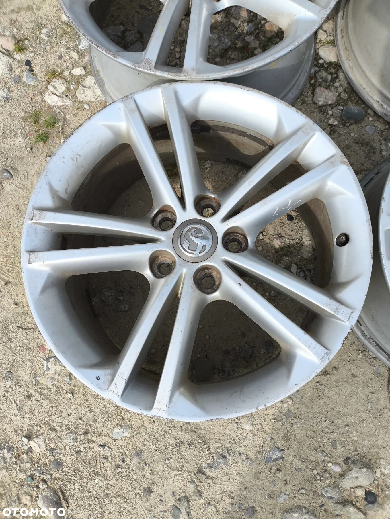OPEL INSIGNIA FELGI ALUMINIOWE 18" 18X8J H2IS42 5X120 - 11