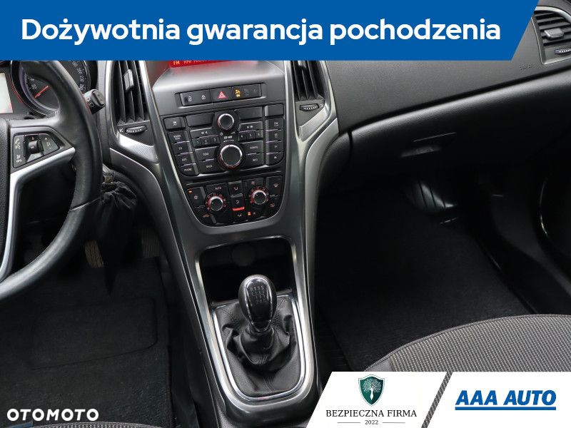 Opel Astra - 9