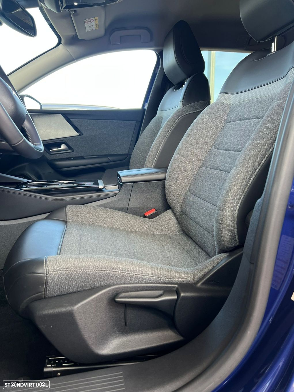 Citroën C5 X 1.2 PureTech Feel EAT8 - 6