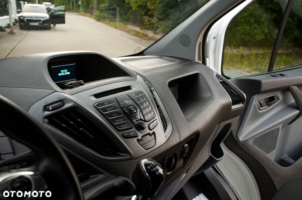 Ford Transit Custom - 13