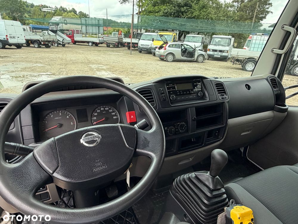 Nissan Cabstar 35.13 PODNIESIONE BURTY KIPER WYWROTKA ZADBANY IGŁA - 23