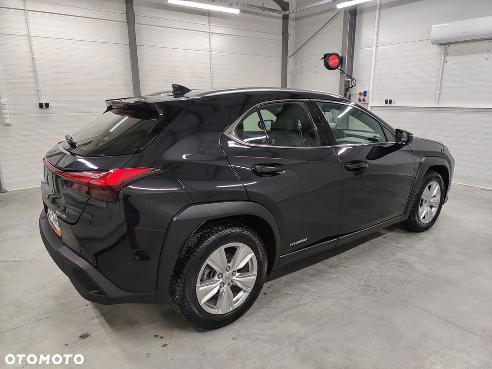 Lexus UX 250h Elegance 2WD - 13