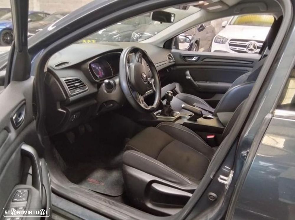 Renault Mégane - 4