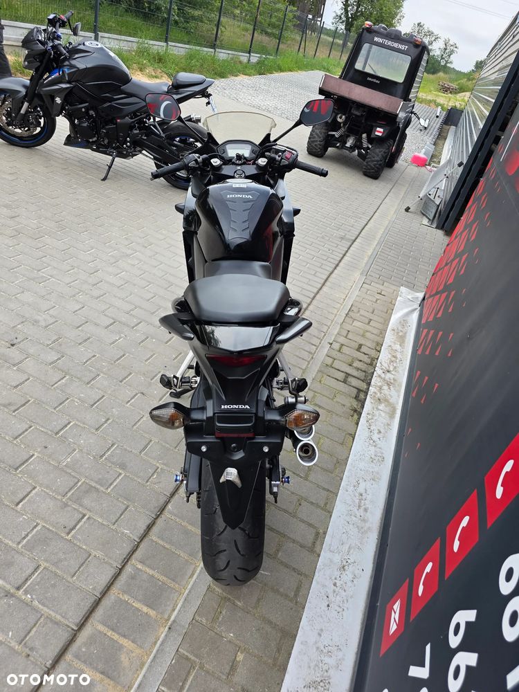 Honda CBR - 15