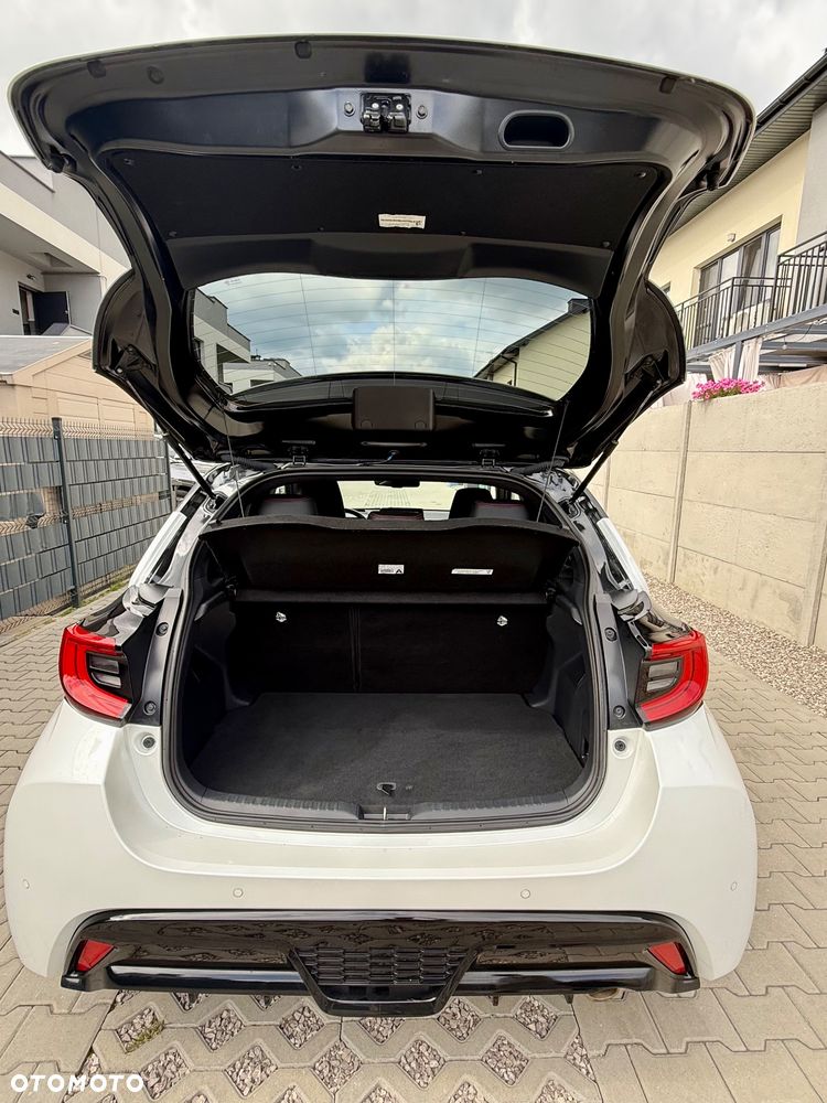 Toyota Yaris - 7