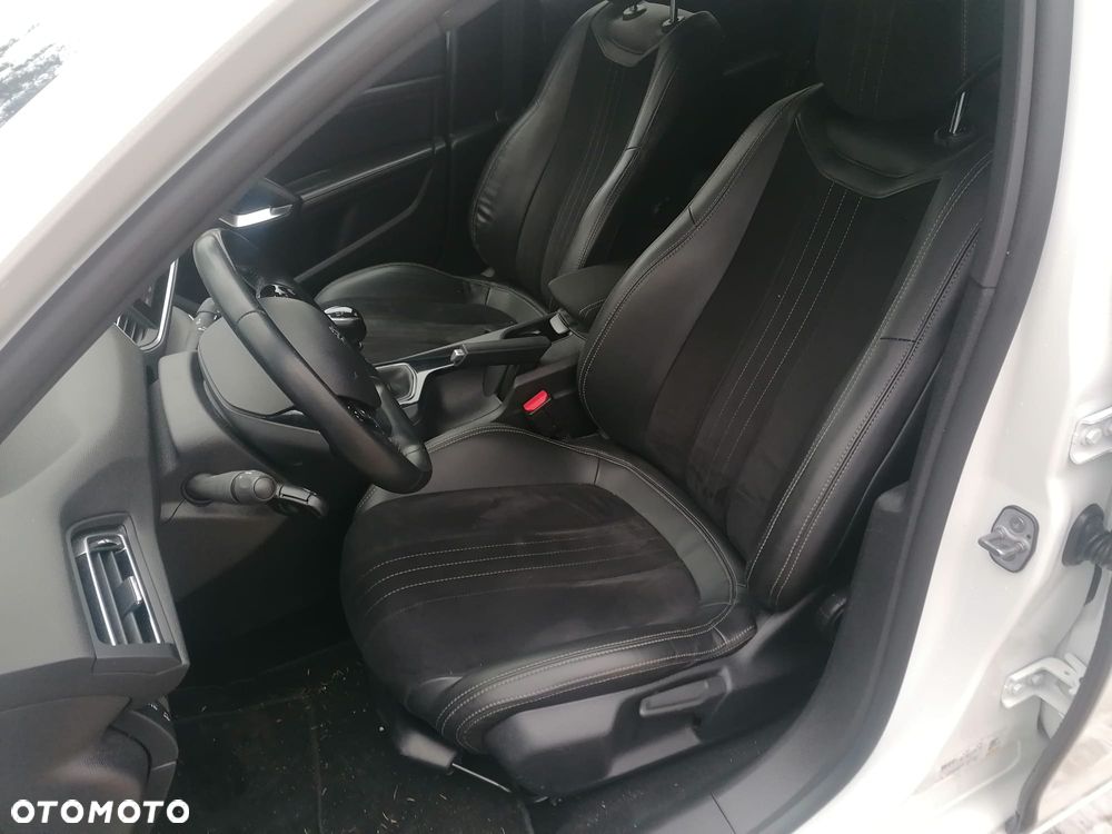 Peugeot 308 - 6