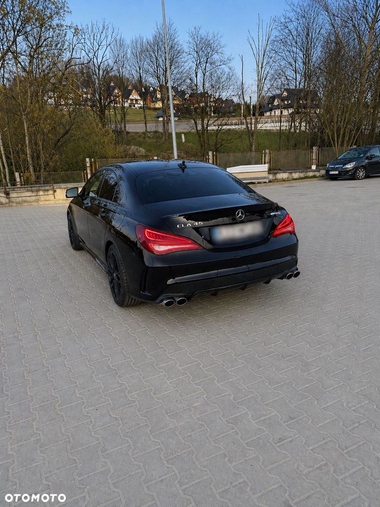 Mercedes-Benz CLA - 1