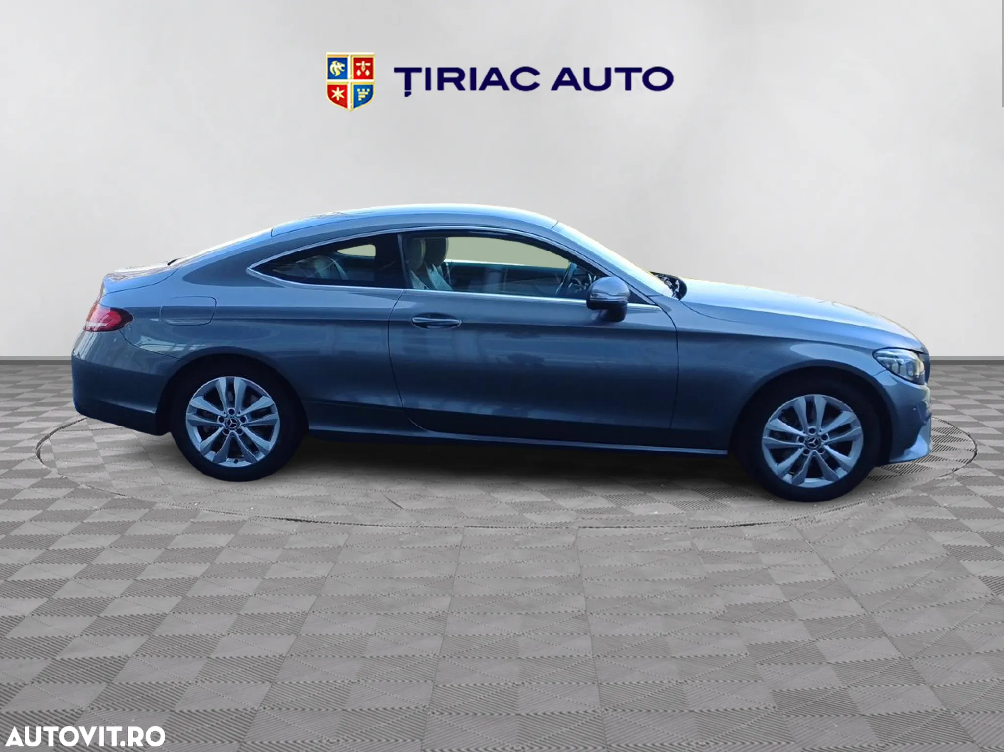 Mercedes-Benz C - 7
