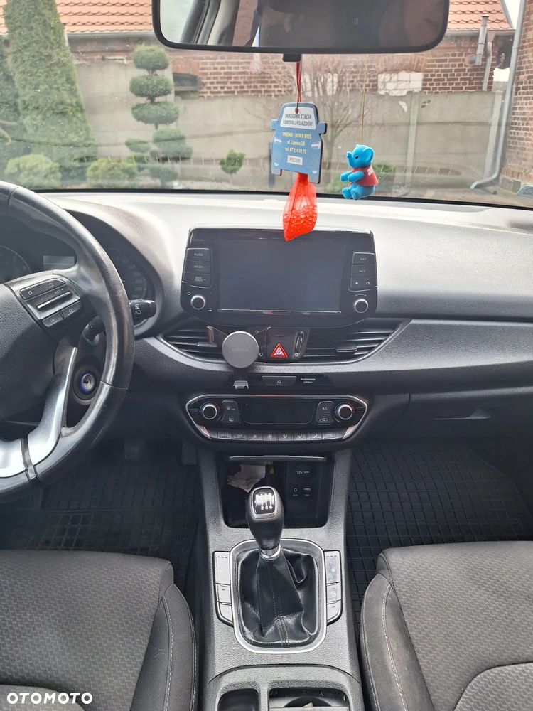 Hyundai i30 1.4 T-GDI Passion Plus - 6