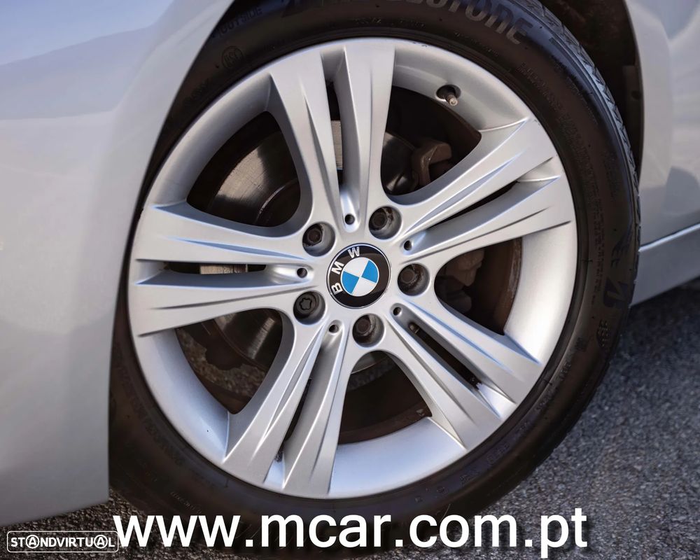 BMW 318 d Auto Line Sport - 15