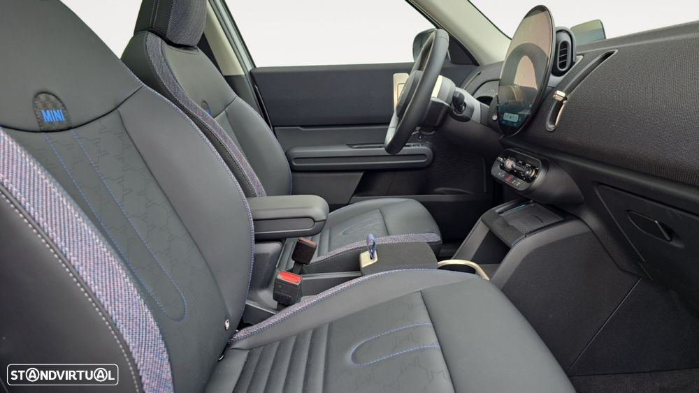 MINI Countryman C Classic M - 10
