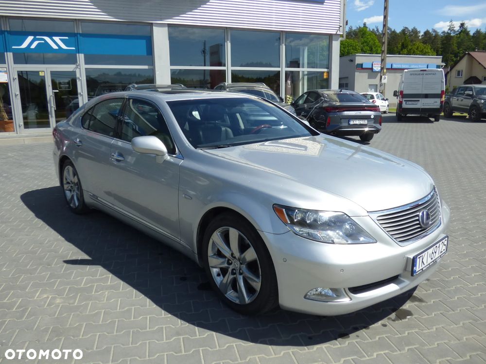 Lexus LS 600h L Superior - 1