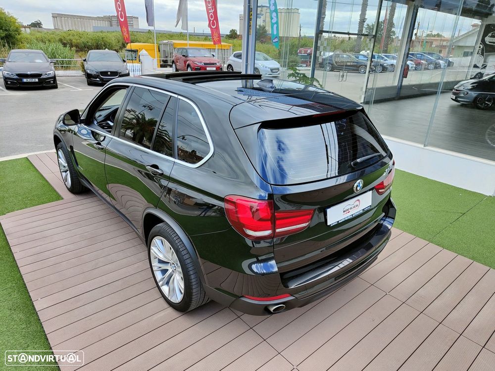 BMW X5 25 d sDrive Comfort 7L - 9